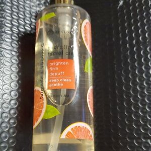 Hydrating Facial Cleanser - Clear and Orange